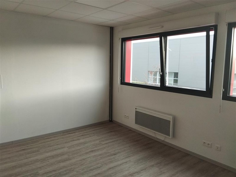 Local d'activité à louer - 164.0 m2 - 44 - Loire-Atlantique